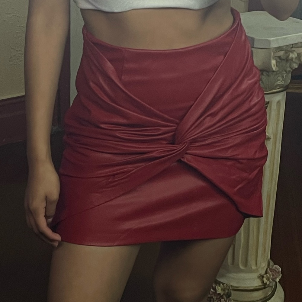 Small Zara red leather skirt with front twist